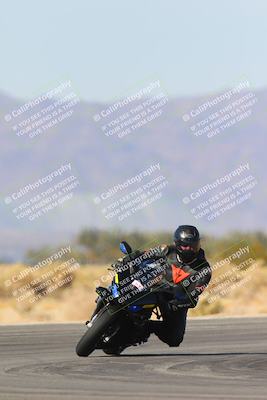 media/Jan-18-2024-Racers Edge (Thu) [[008952c709]]/B Group/Session 2 (Turn 16)/